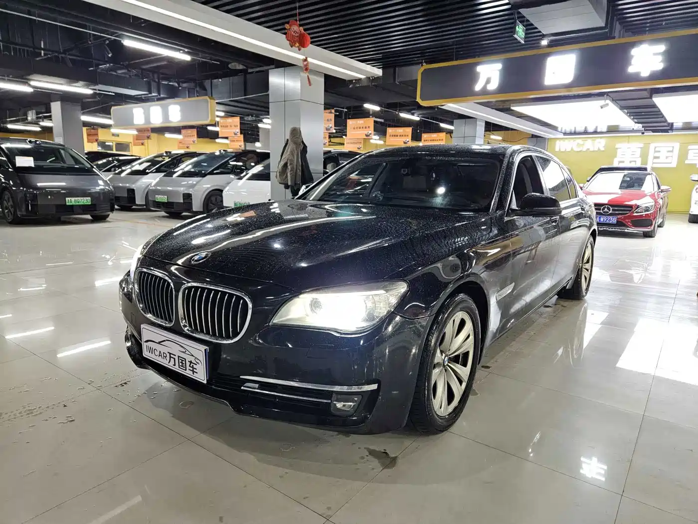 صورة 2 - BMW 7 Series