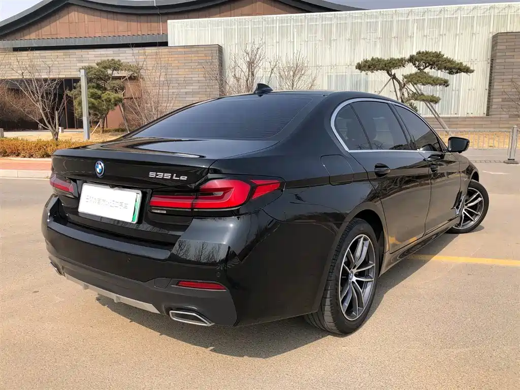 BMW 5 Series New Energy 2024 2022 535Le M Sport Package