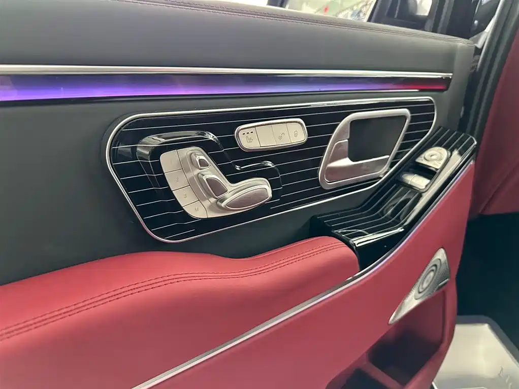 Mercedes-Benz Vito 2024 2.0T Business 7-Seater фото 9