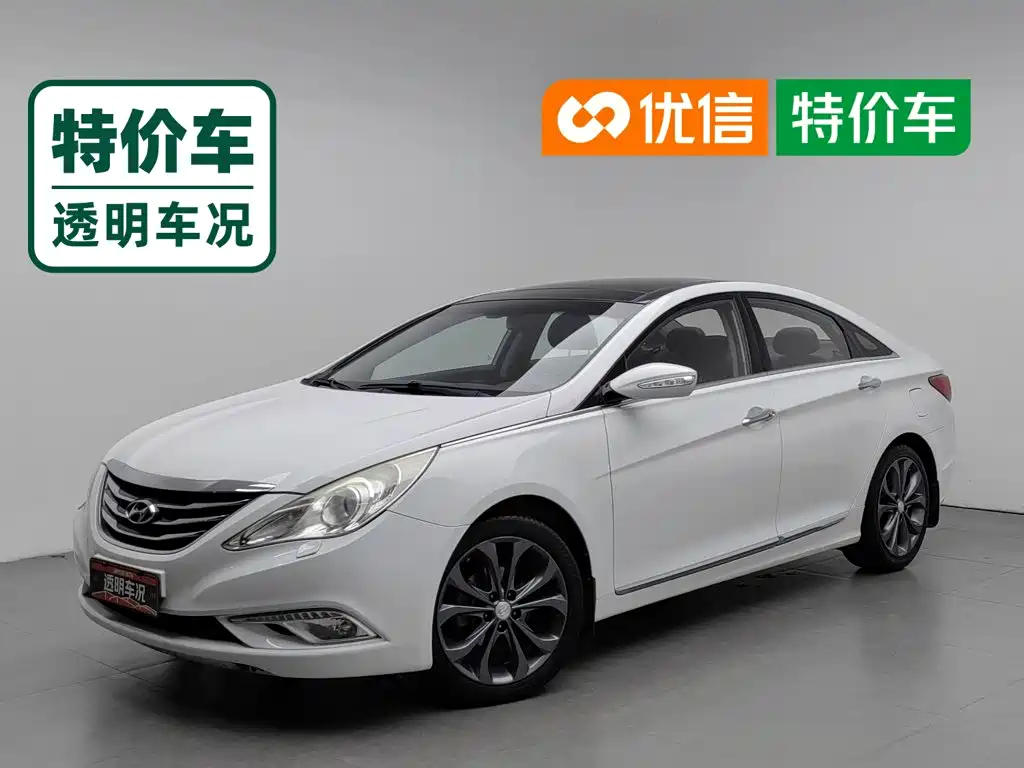 Фото 1 - Hyundai Sonata