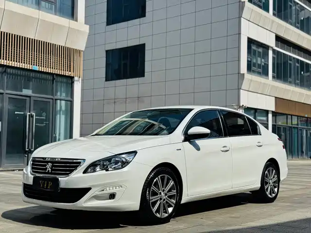 PEUGEOT 408