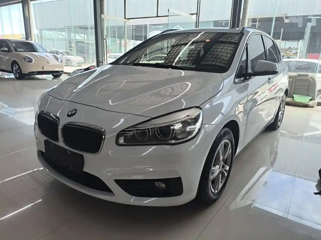 BMW 2 Series Touring 2016 218i Leading