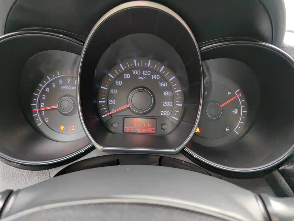 Kia K2 2015 Sedan 1.4L MT GLS фото 7