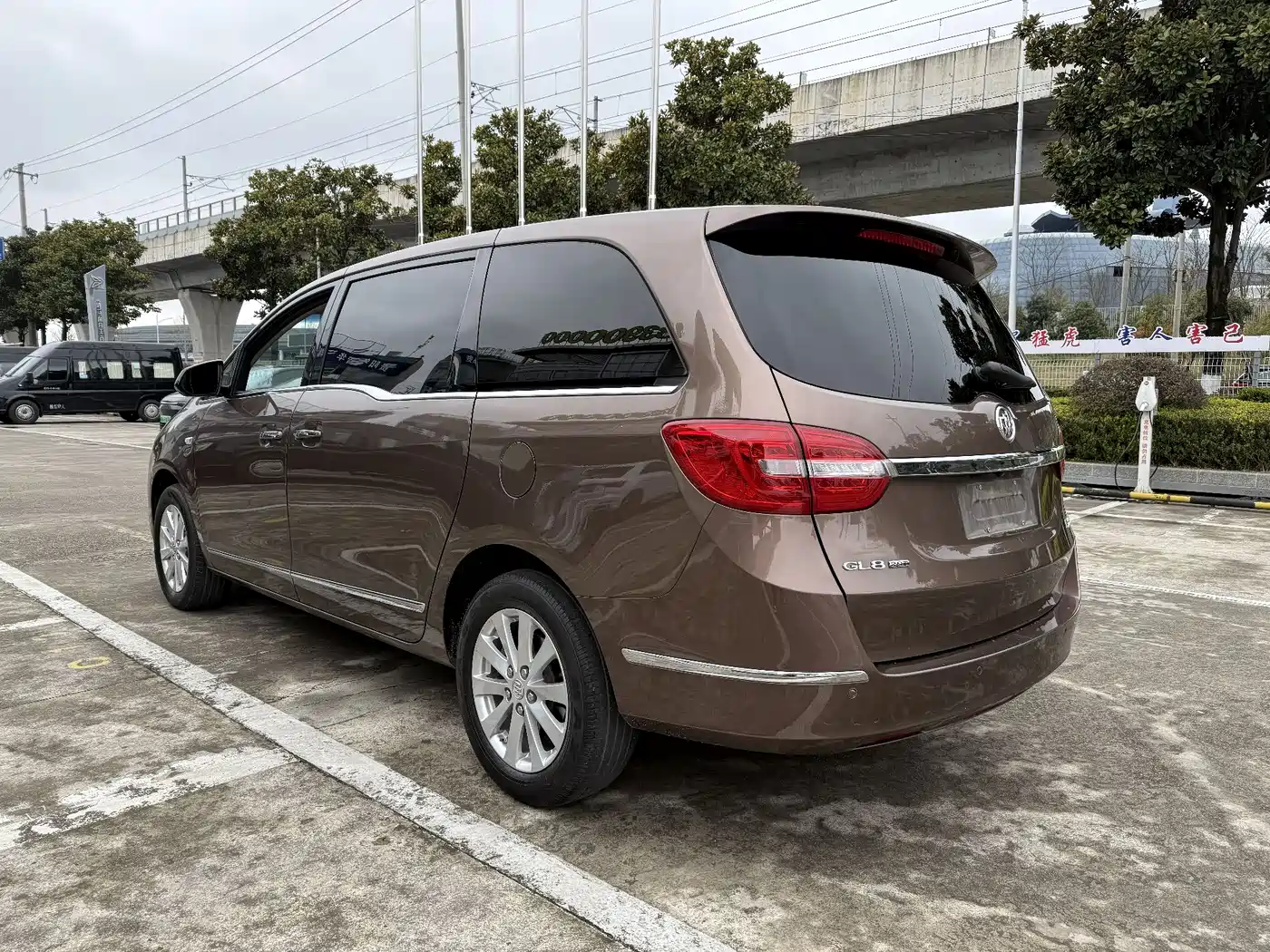 Buick GL8 2018 28T Luxury Model China VI фото 8