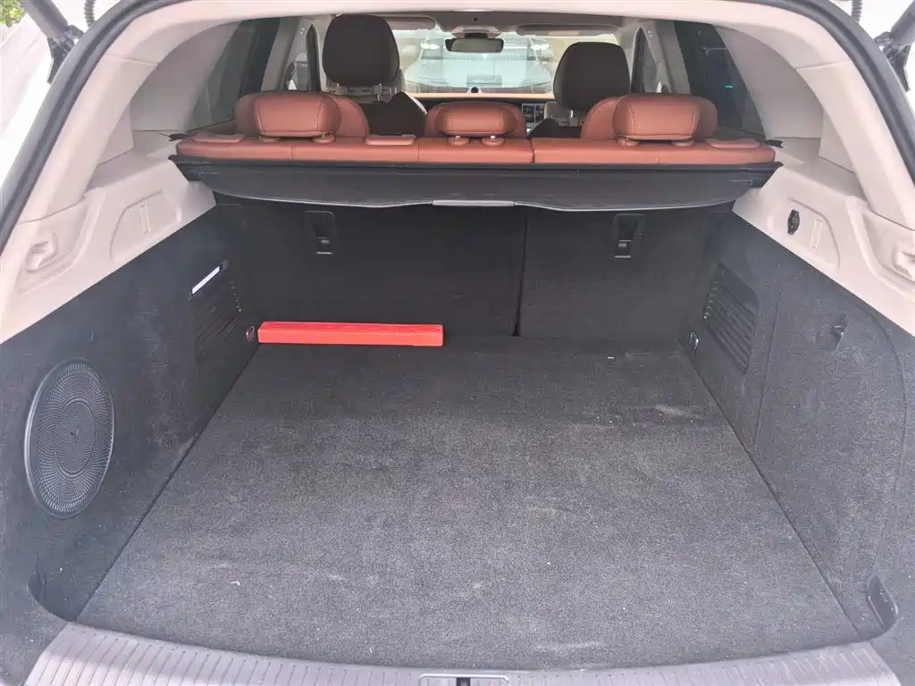 Voyah Auto VOYAH FREE 2024 Ultra Long Range Intelligent Driving Edition фото 18
