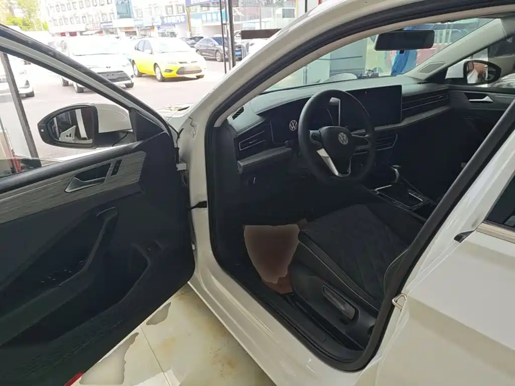 Volkswagen Sagitar, миниатюра 16