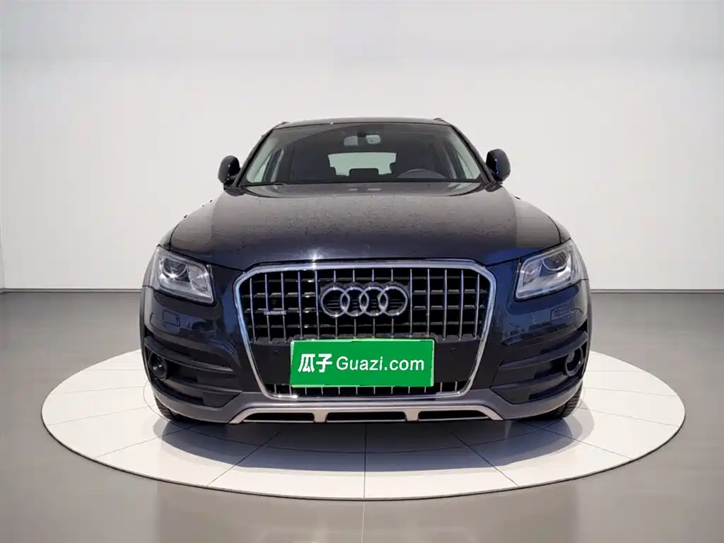 Audi Q5 2017 Plus 40 TFSI Technology фото 2