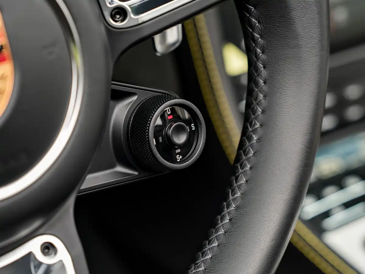 Porsche 718 2022 Spyder 2.0T фото 10