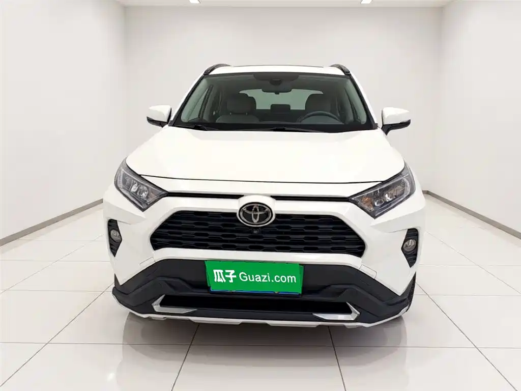 Toyota RAV4 Rongfang 2020 2.0L CVT 4WD Fashion PLUS фото 2