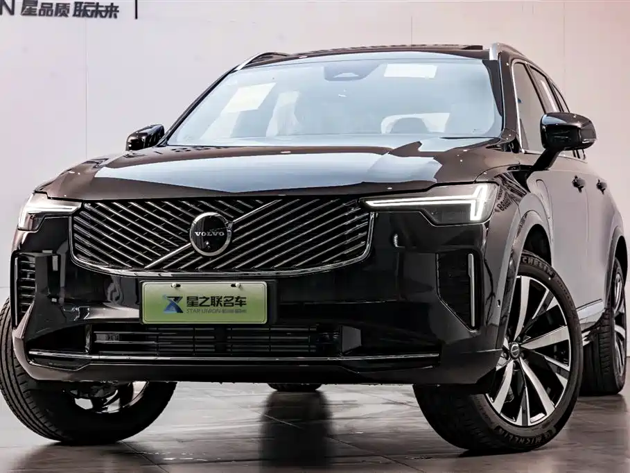 VOLVO XC90 PLUG IN HYBRID