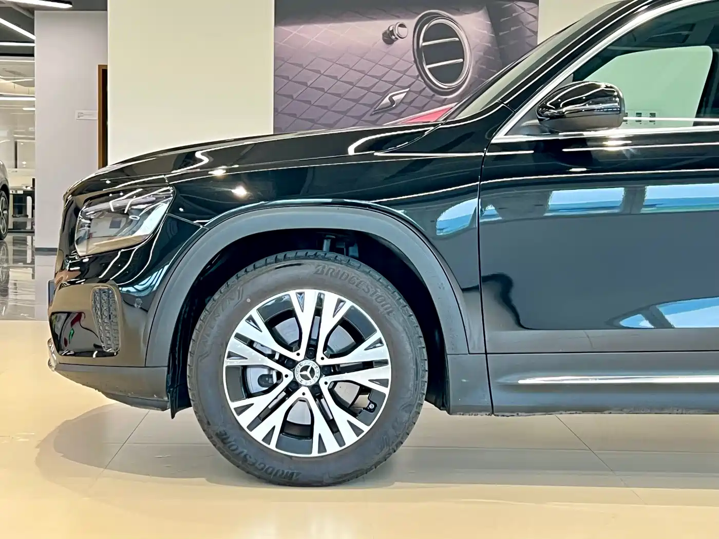 Mercedes-Benz GLB 2024 GLB 220 Dynamic фото 4
