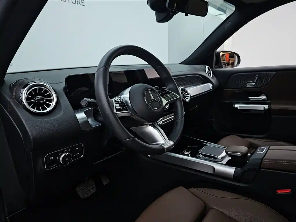 Mercedes-Benz GLB 2024 GLB 220 Dynamic фото 7