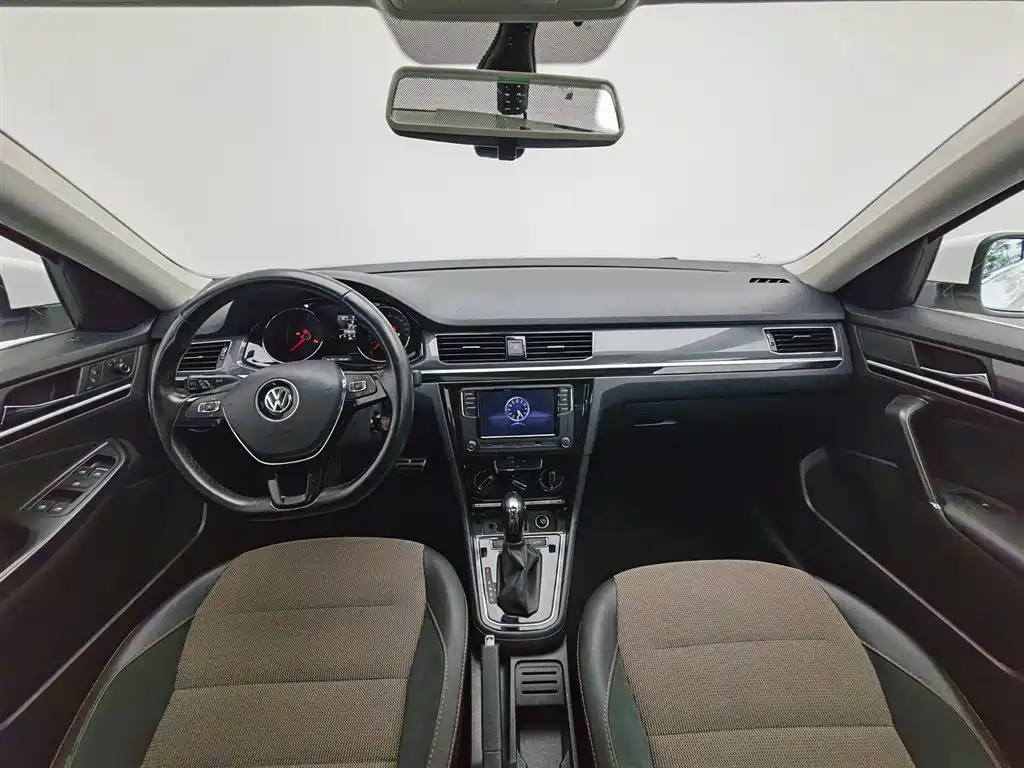 Volkswagen C-TREK 2020 1.5L Automatic Comfort Edition фото 5