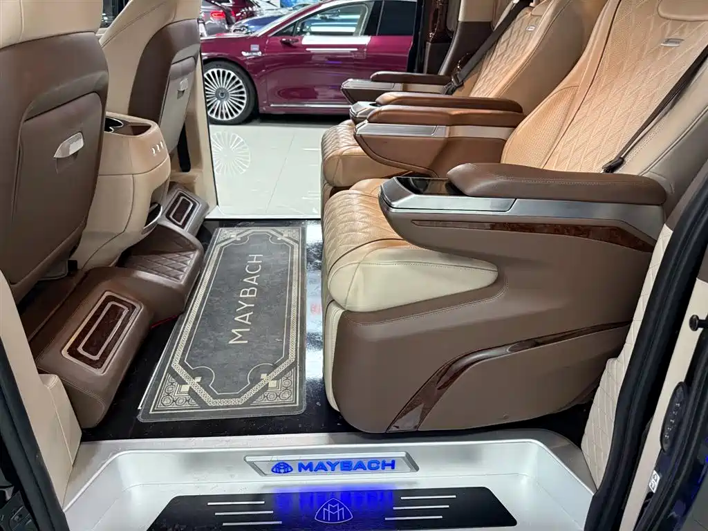 Mercedes-Benz Vito 2021 2.0T Business Edition 7-seater фото 19