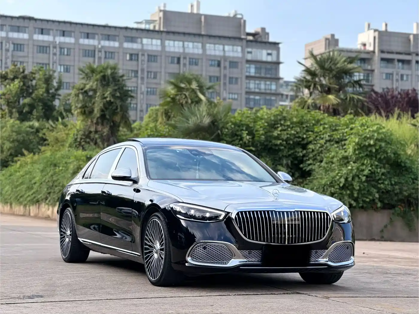 MERCEDES-BENZ MAYBACH S-CLASS
