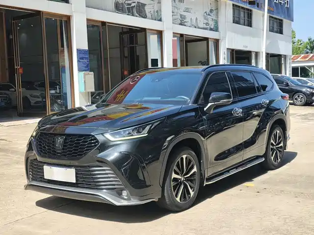 Toyota Crown Kluger 2022 2.0T 4WD Dynamic Edition