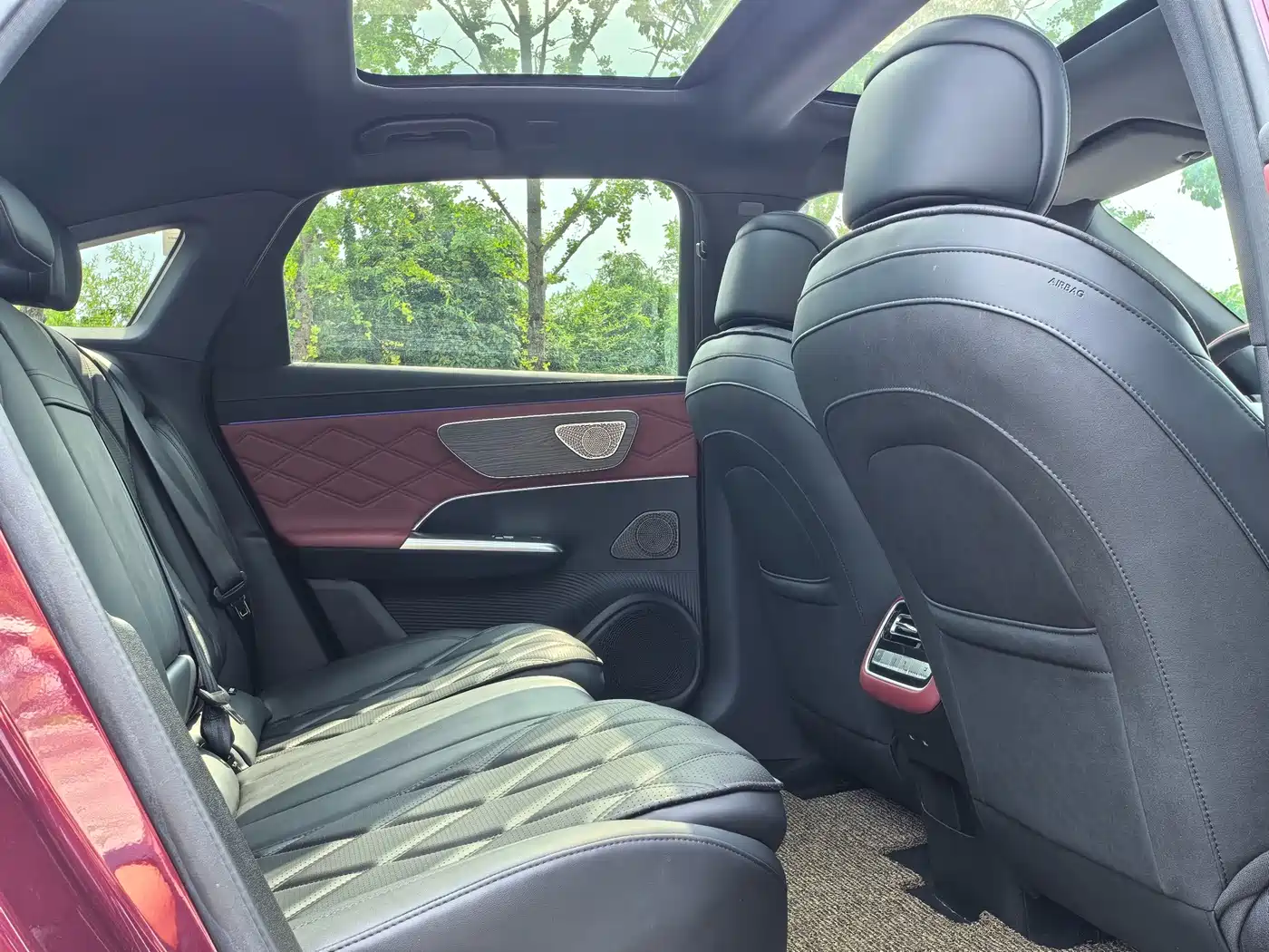 Chery Fengyun Fengyun A9L 2025 2025 Model 4WD High-performance Summit Edition
