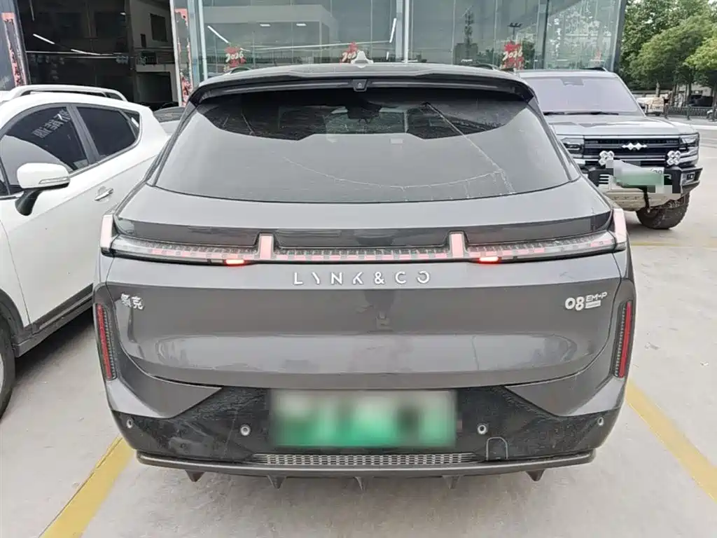 Lynk & Co 08 EM-P 2023 220km Time Limited Edition фото 6