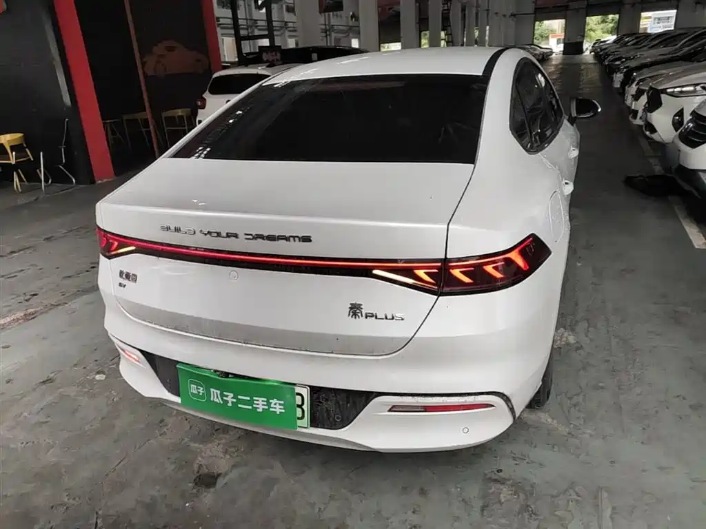 BYD Qin PLUS 2023 EV 510KM Travel Edition фото 6