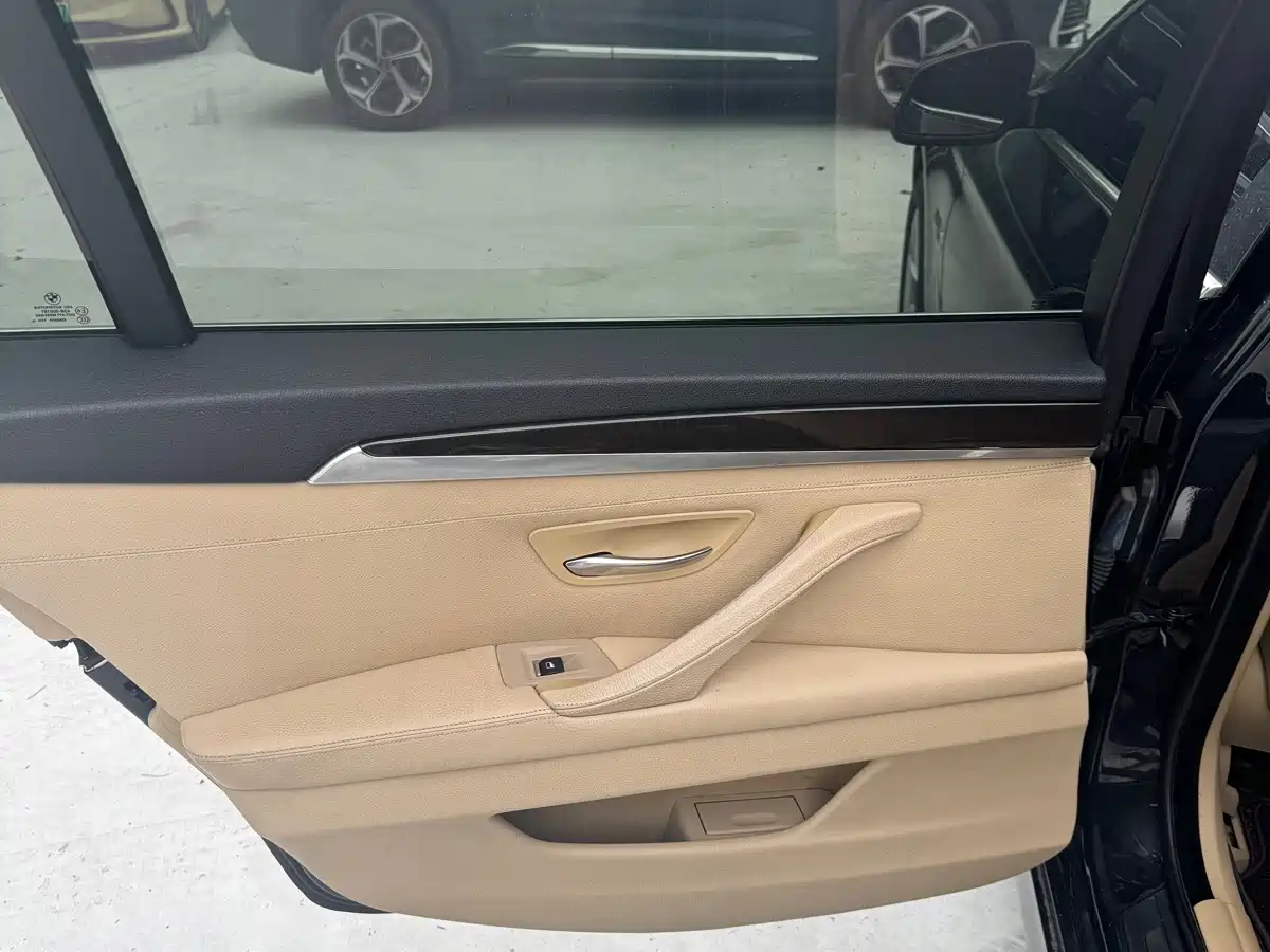 Фото 7 - BMW 5 Series