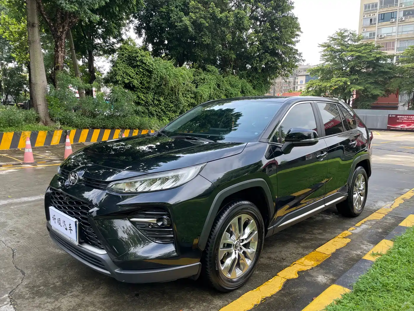 Toyota Wildlander 2022 2.0L CVT FWD Luxury PLUS Edition