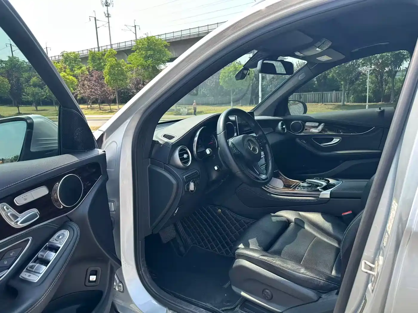 Mercedes-Benz GLC 2016 GLC 260 4MATIC Dynamic фото 9