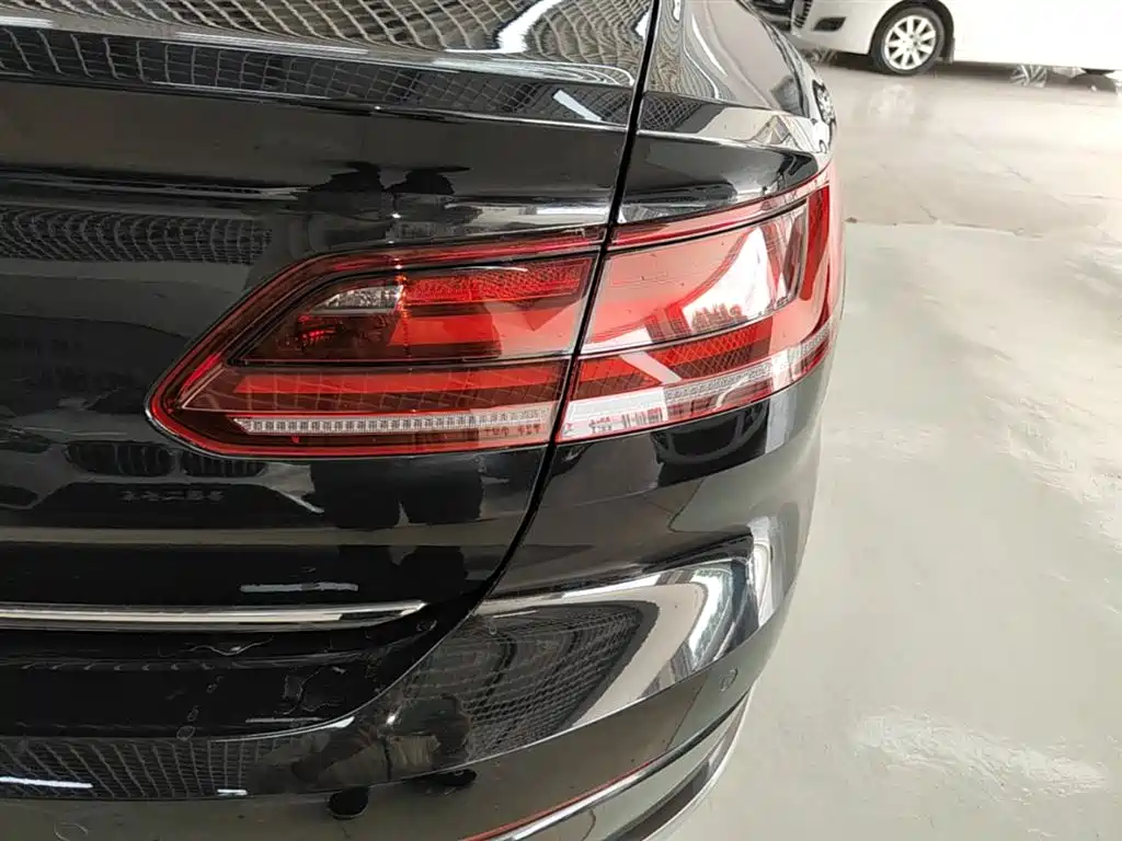 Volkswagen FAW-Volkswagen CC 2020 330TSI Glamour Version China VI фото 8