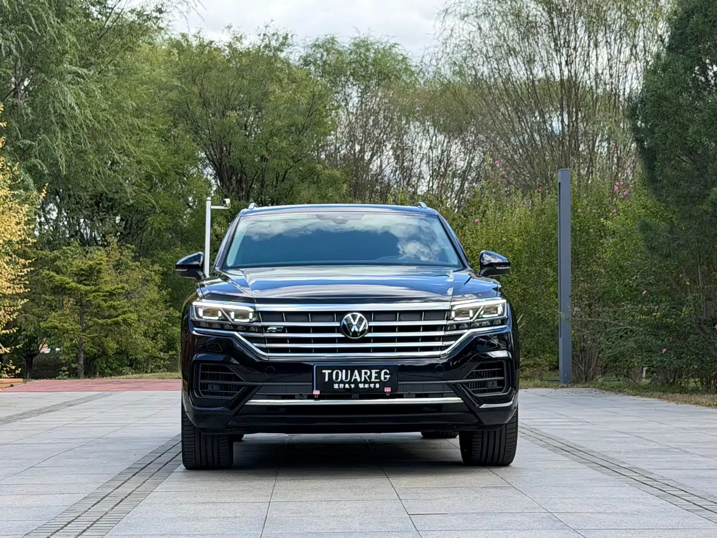 Volkswagen Touareg 2021 2021 3.0TSI R-Line Classic Sport Package