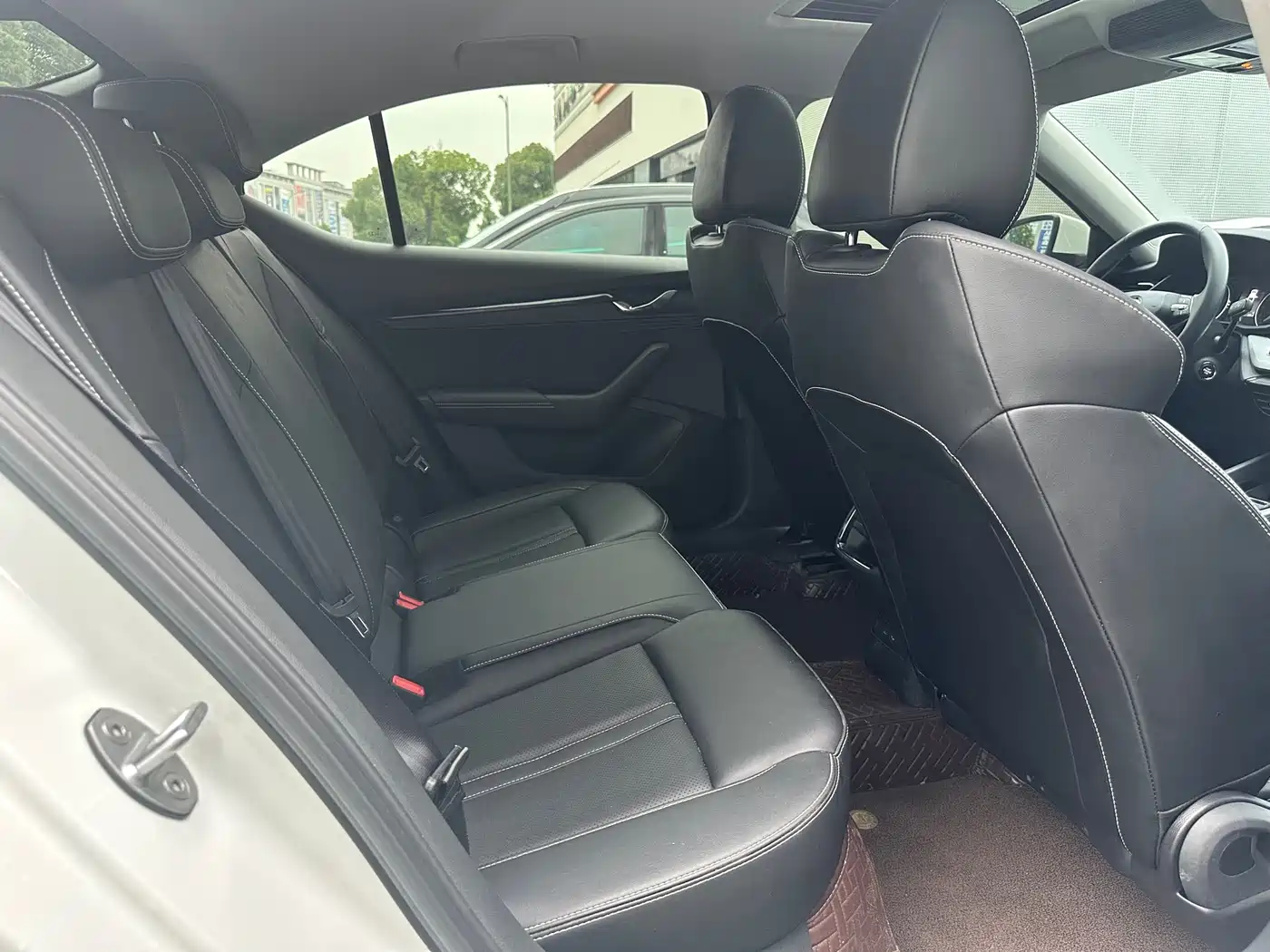 Škoda Octavia 2023 Facelift PRO TSI280 Premium Edition фото 8