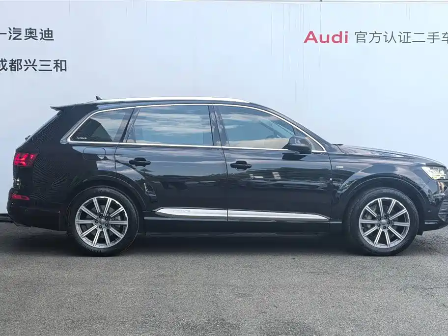 Audi Q7 2018 45 TFSI Premium фото 3