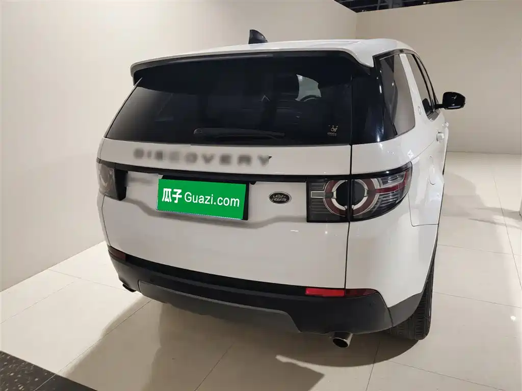 Land Rover Discovery Sport 2018 240PS SE Edition фото 6