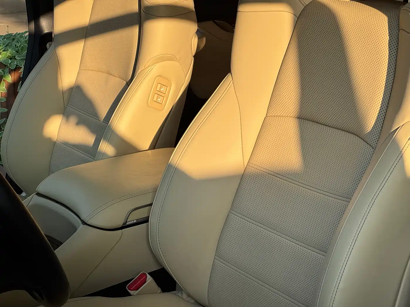 Toyota Alphard 2018 3.5L Premium фото 24