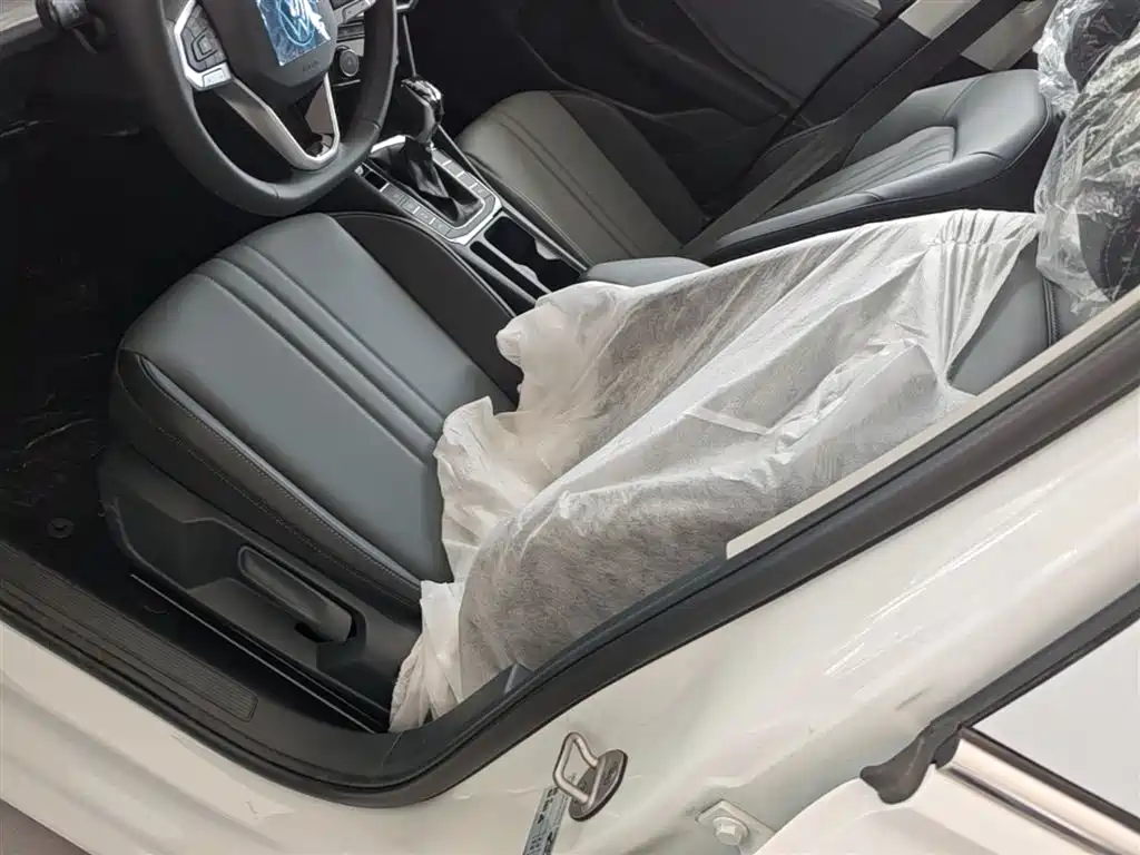 Volkswagen Sagitar 2026 Model 30 Million Special Selection 300TSI DSG Surpass Edition фото 15