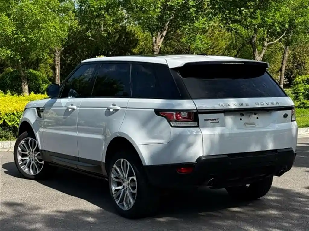 Фото 6 - Land Rover Range Rover Sport