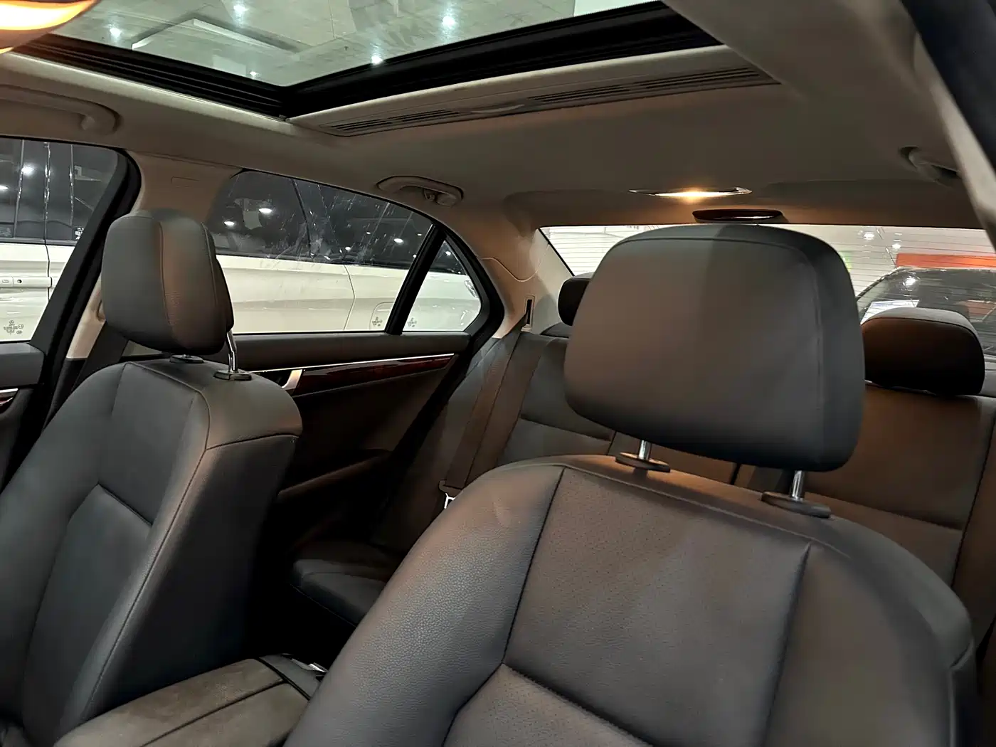 Mercedes-Benz C-Class 2013 C 260 CGI Elegance фото 6