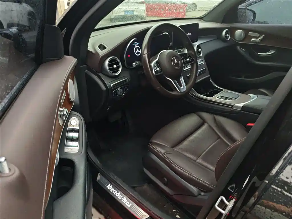 Mercedes-Benz GLC 2021 GLC 300 L 4MATIC Sporty фото 12