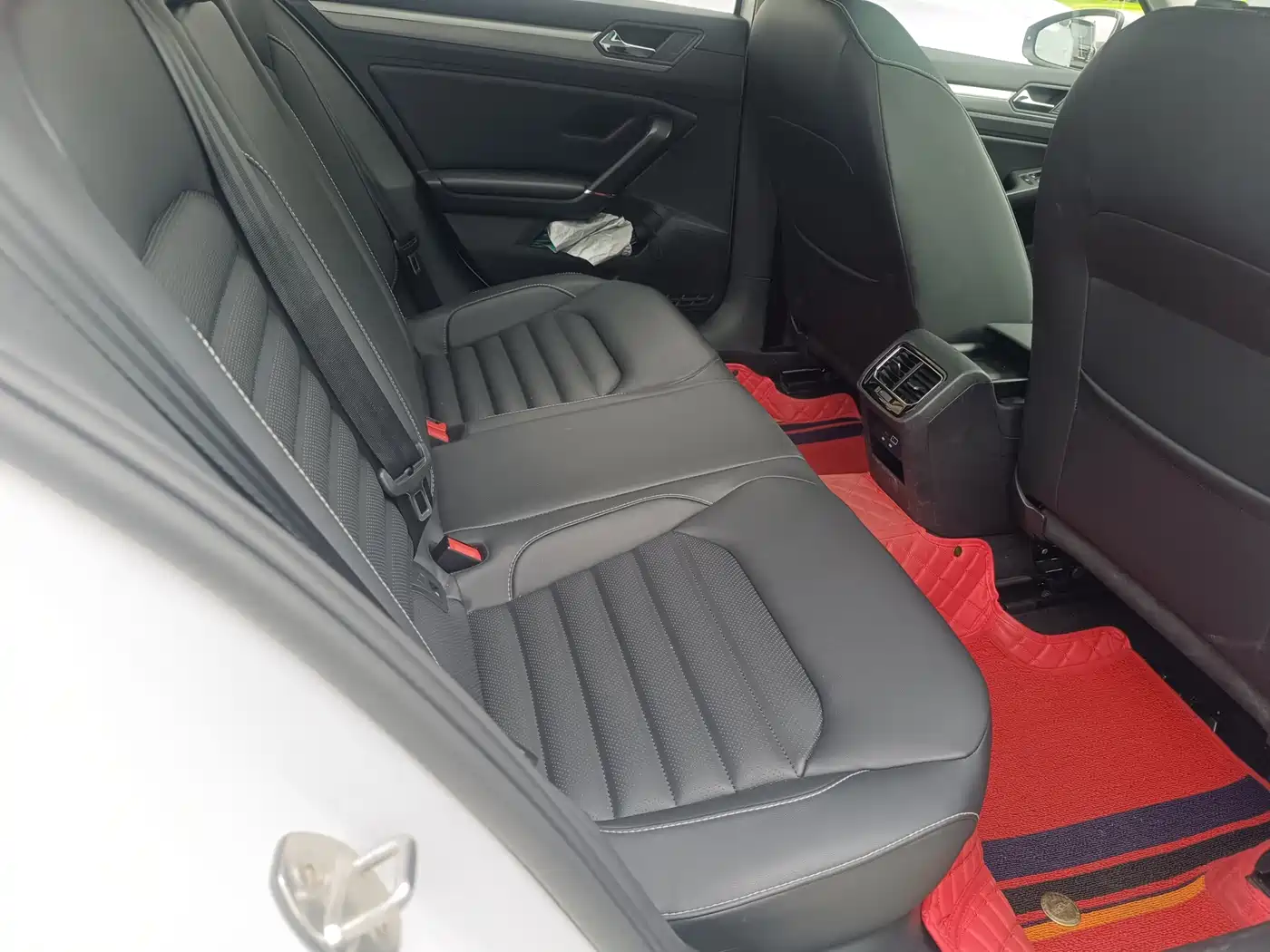 Volkswagen Lamando 2021 280TSI DSG Comfort Edition фото 12