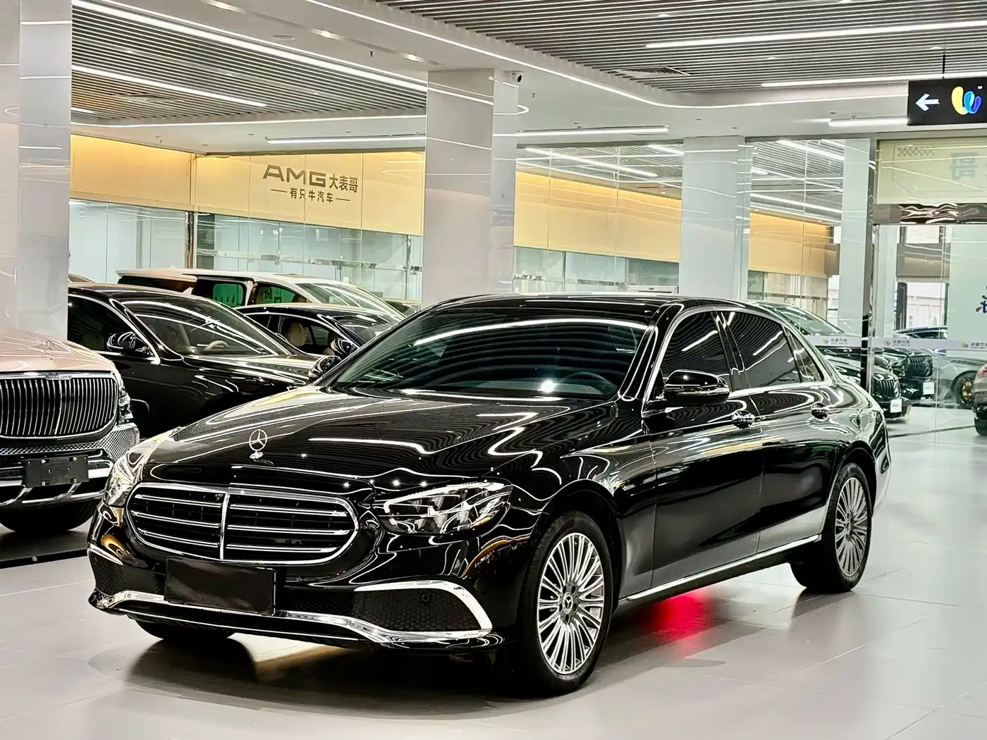 MERCEDES-BENZ E CLASS