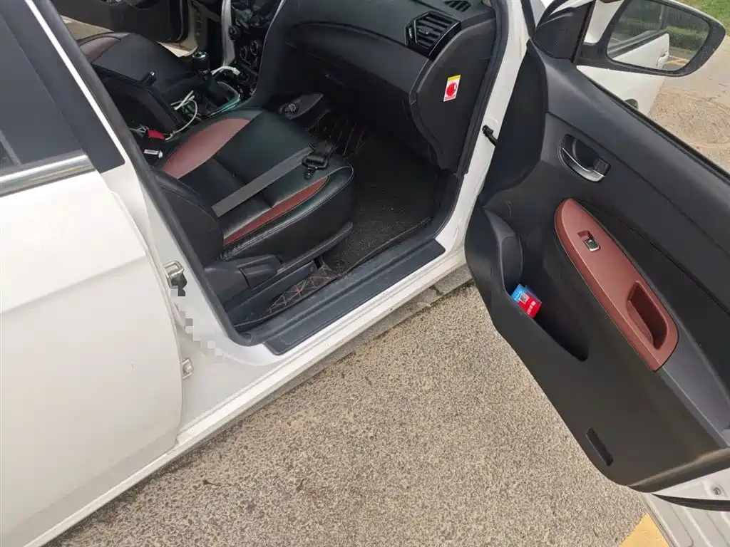 BYD F3 2016 1.5L Manual Luxury фото 21