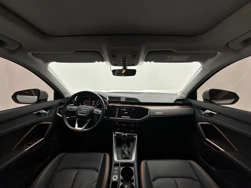 Audi Q3 2021 35 TFSI Fashion Elegance фото 10
