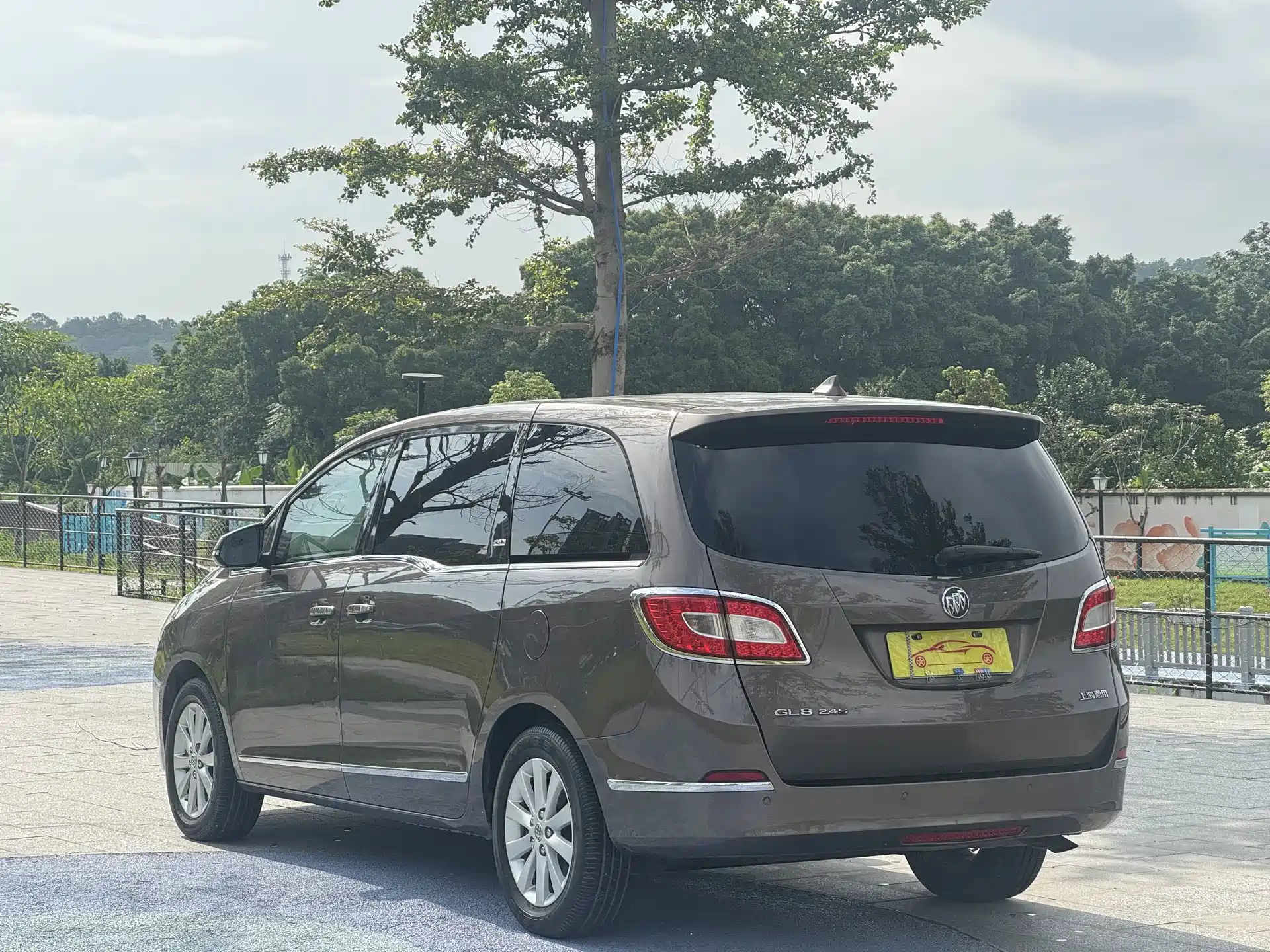 Фото 6 - Buick GL8