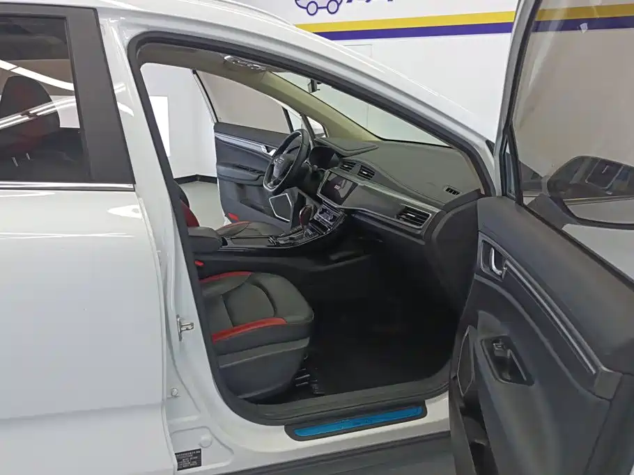 Geely Emgrand GS 2021 2020 1.4T CVT Elegance