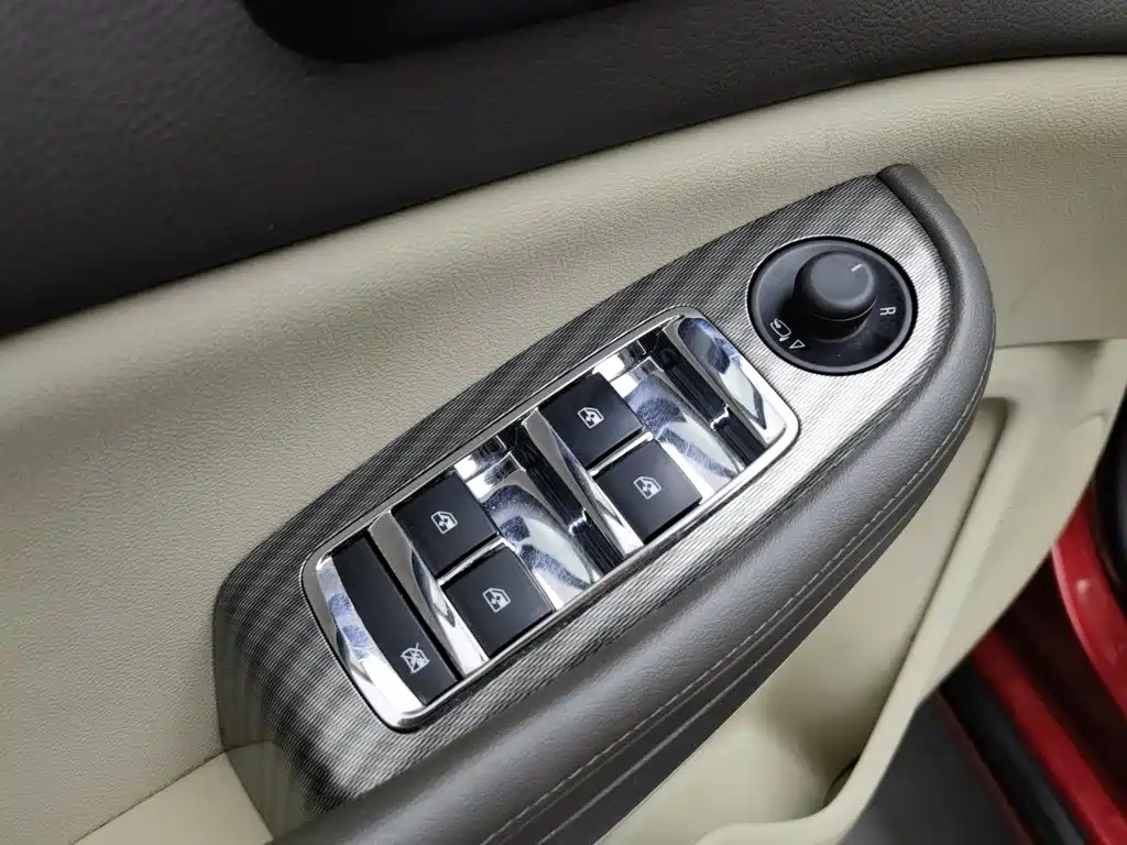 Chevrolet Malibu 2013 2013 2.0L Automatic Luxury Edition