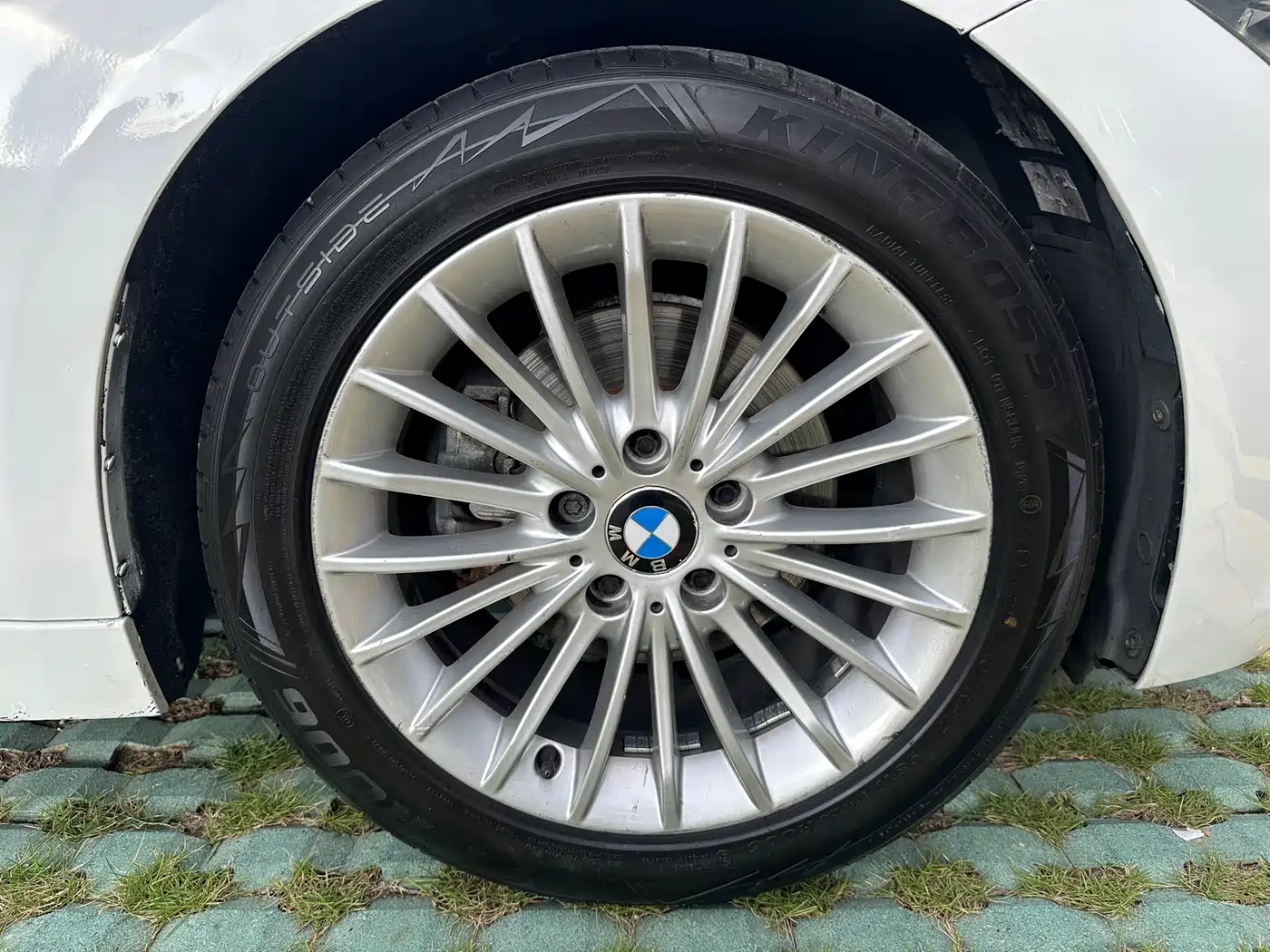 Фото 16 - BMW 3 Series