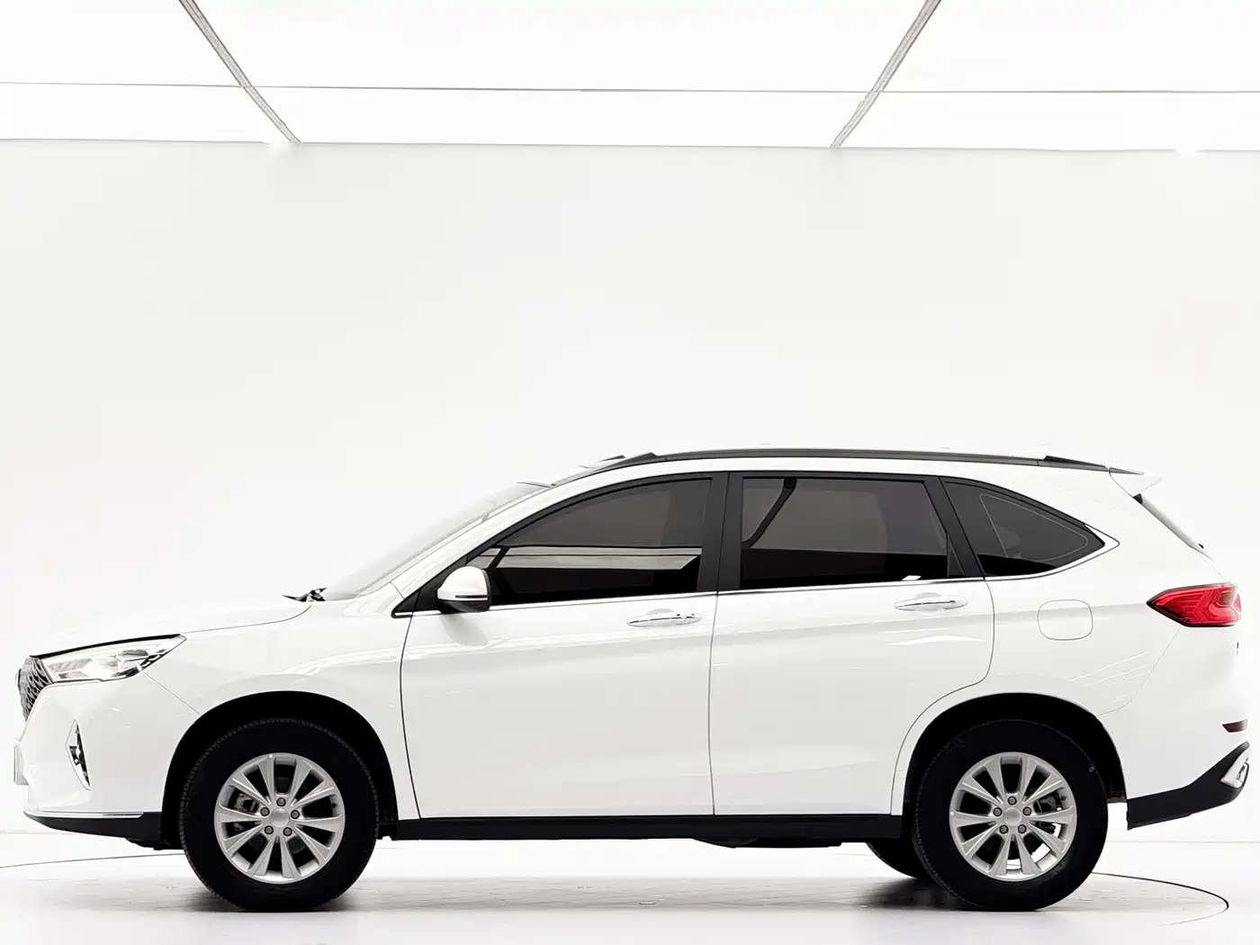 Haval M6 2023 PLUS 1.5T DCT Luxury Smart Connect фото 7