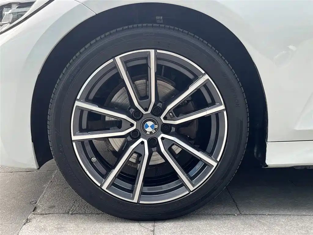 BMW 3 Series 2022 Facelift 325Li M Sport Package фото 10