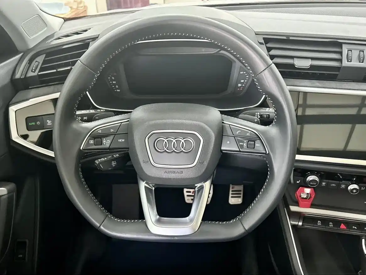 Audi Q3 2022 35 TFSI Fashion Dynamic фото 12