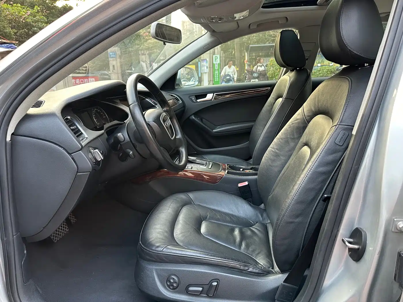 Audi A4L 2012 2.0 TFSI Auto Comfort фото 13