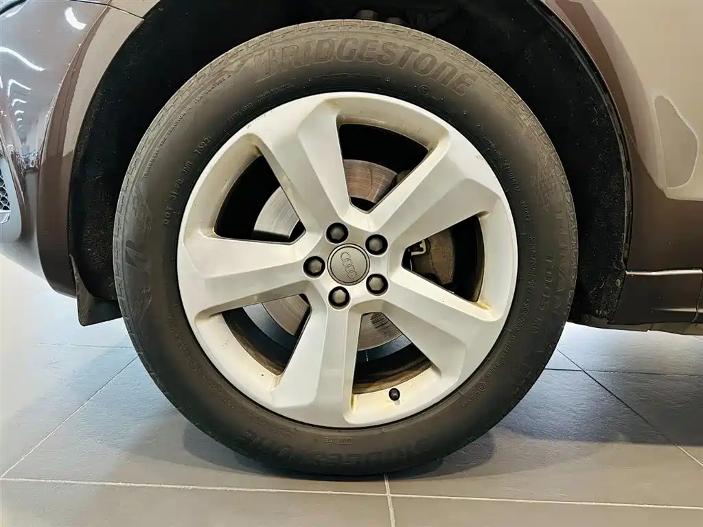 Audi Q5 (Import) 2010 3.2FSI Sport фото 14