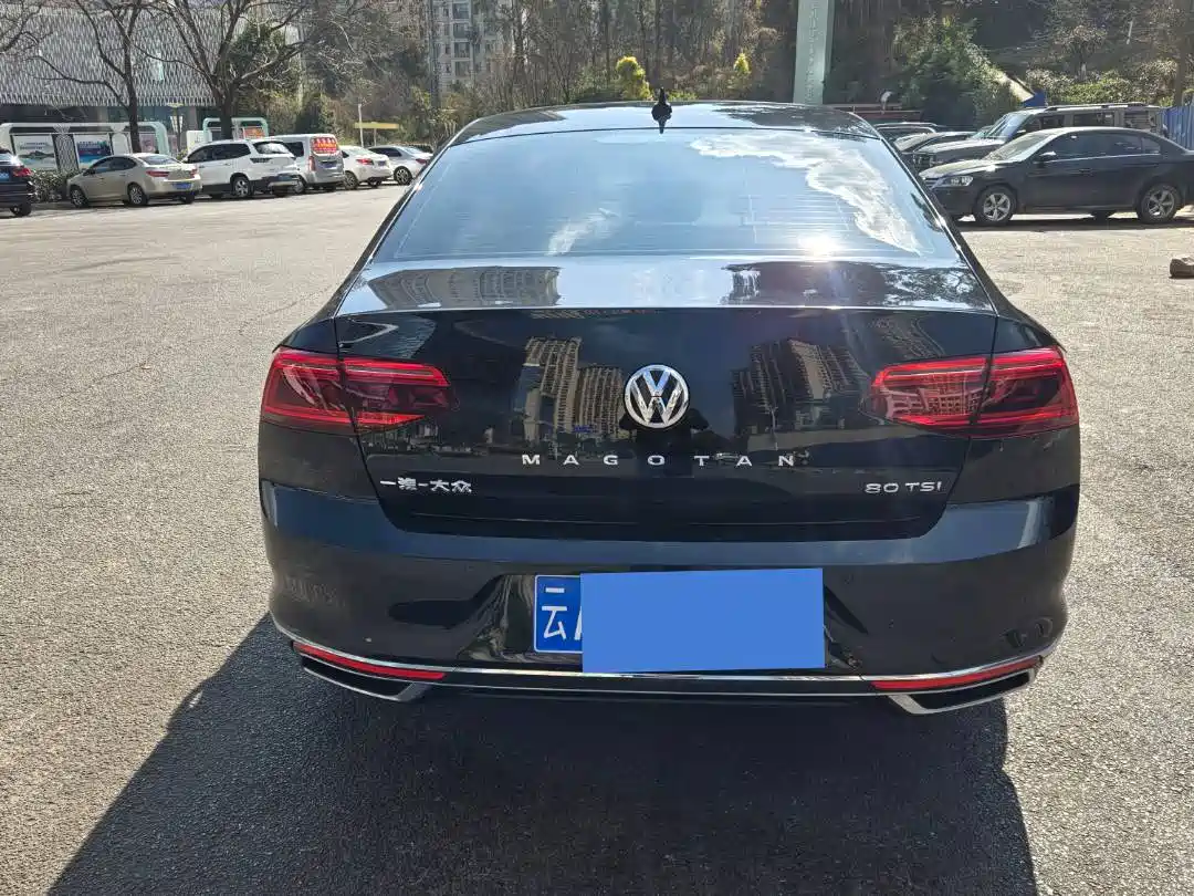 Volkswagen Magotan 2020 330TSI DSG Leading фото 13